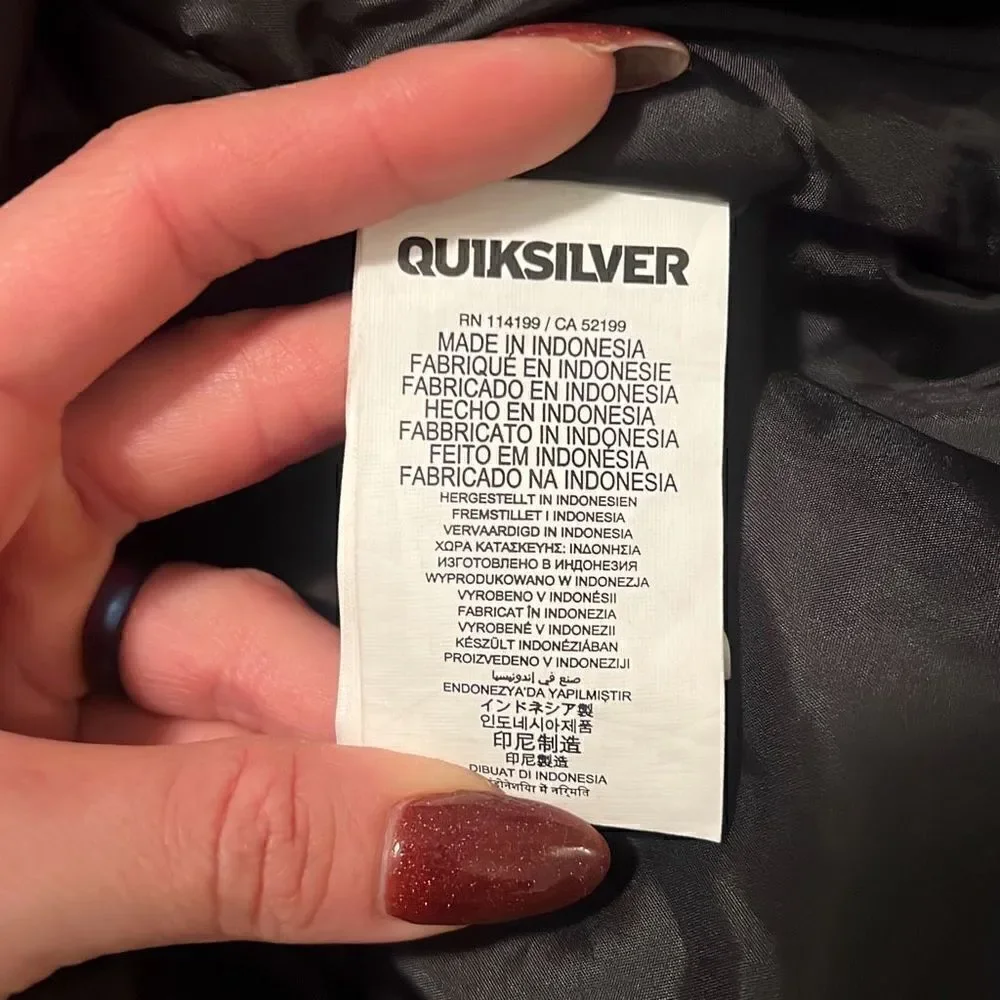Quiksilver Kid's Navy Blue Dry Flight Technology 18K Hooded Winter Jacket